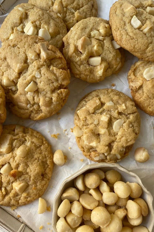 Macadamia White Chocolate Chunk
